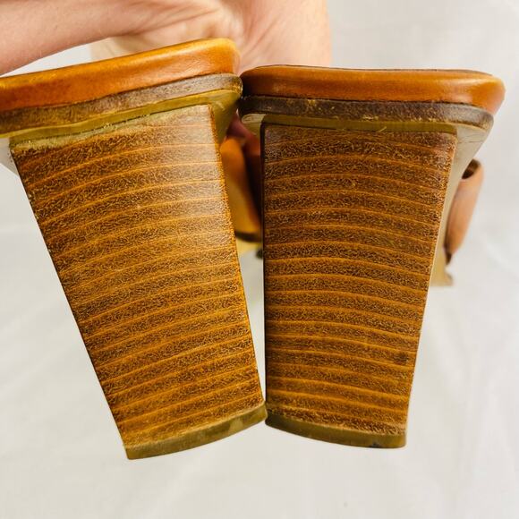 Michel Perry Square Toe Tan Block Heel Leather Sandals Size 38/7.5 - Picture 6 of 10